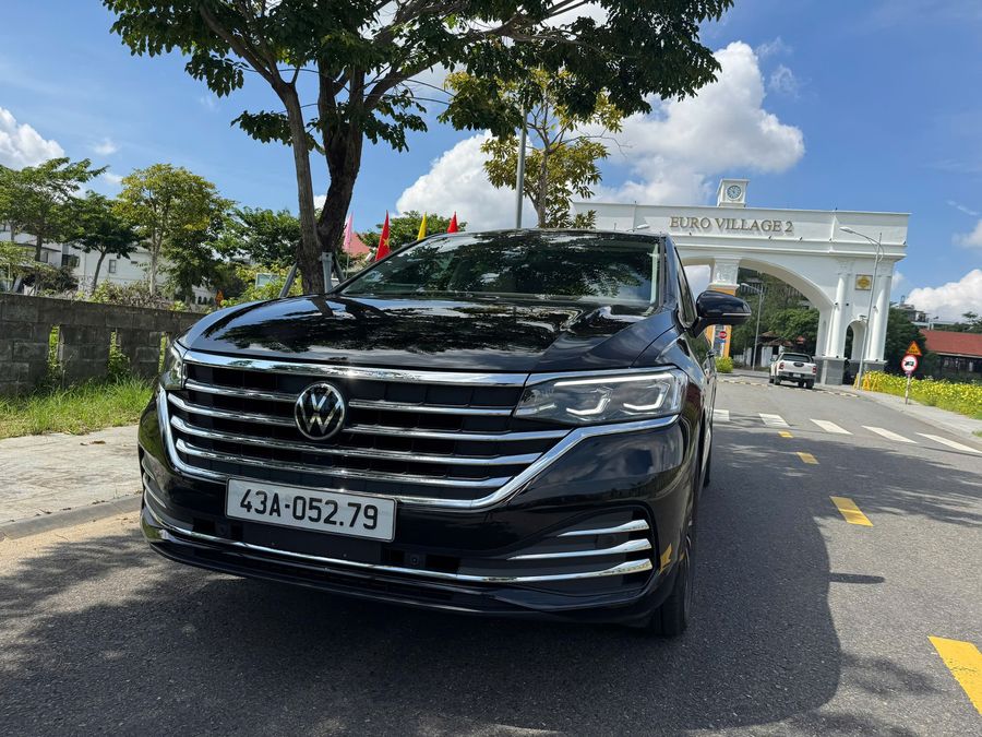 Dịch vụ thuê xe VIP VILORAN đón sân bay Đà Nẵng đang là xu hướng của khách VIP, để phục vụ đoàn khách quan trọng thì đối tác thường chọn thuê xe cao cấp Mercedes 4 chỗ và thuê xe hạng sang Mercedes 7 chỗ Sân bay Đà Nẵng Đà Nẵng thành phố hội tụ nhiều reso